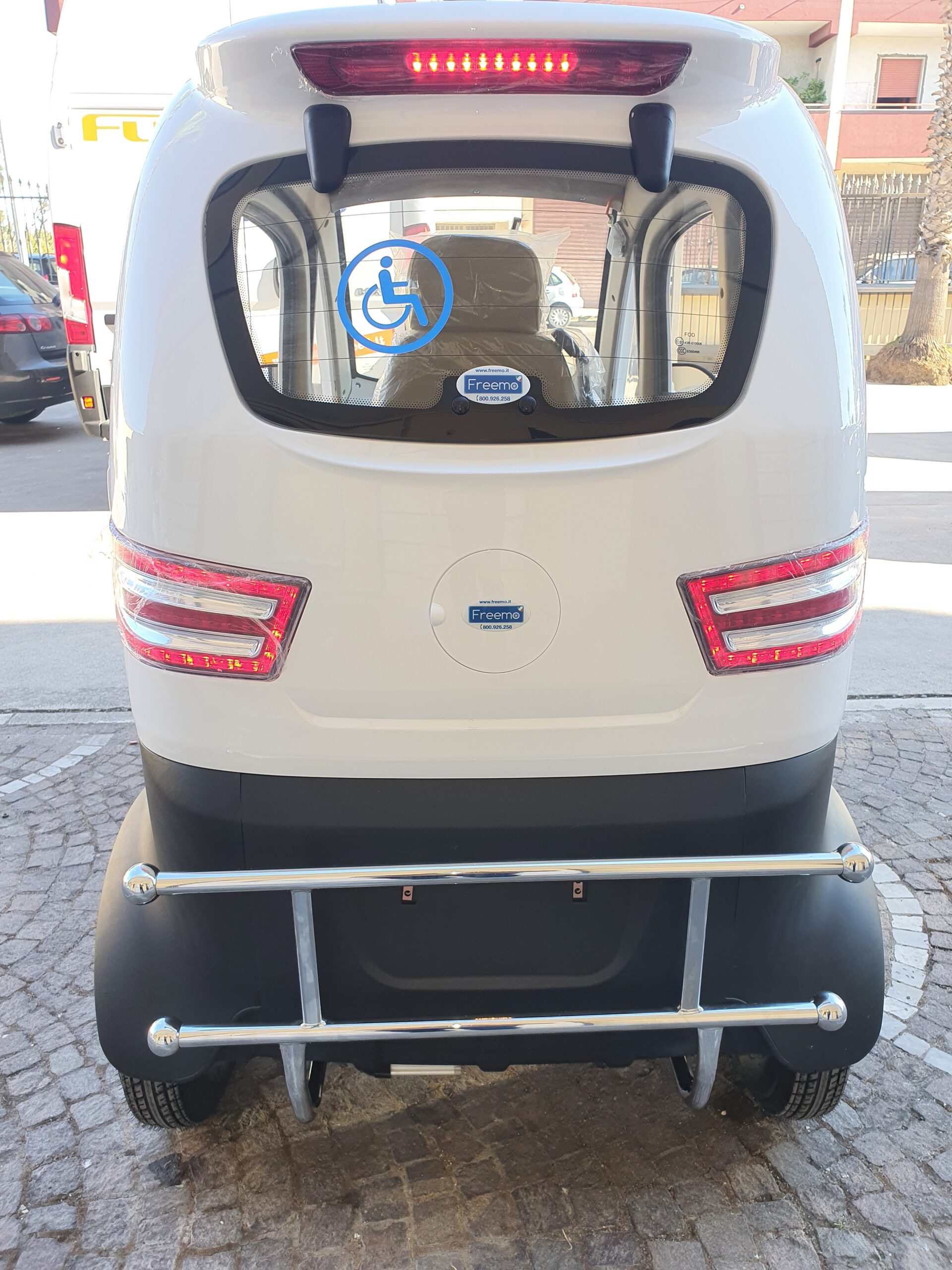 Scooter Cabinato Nuvola - immagine 60