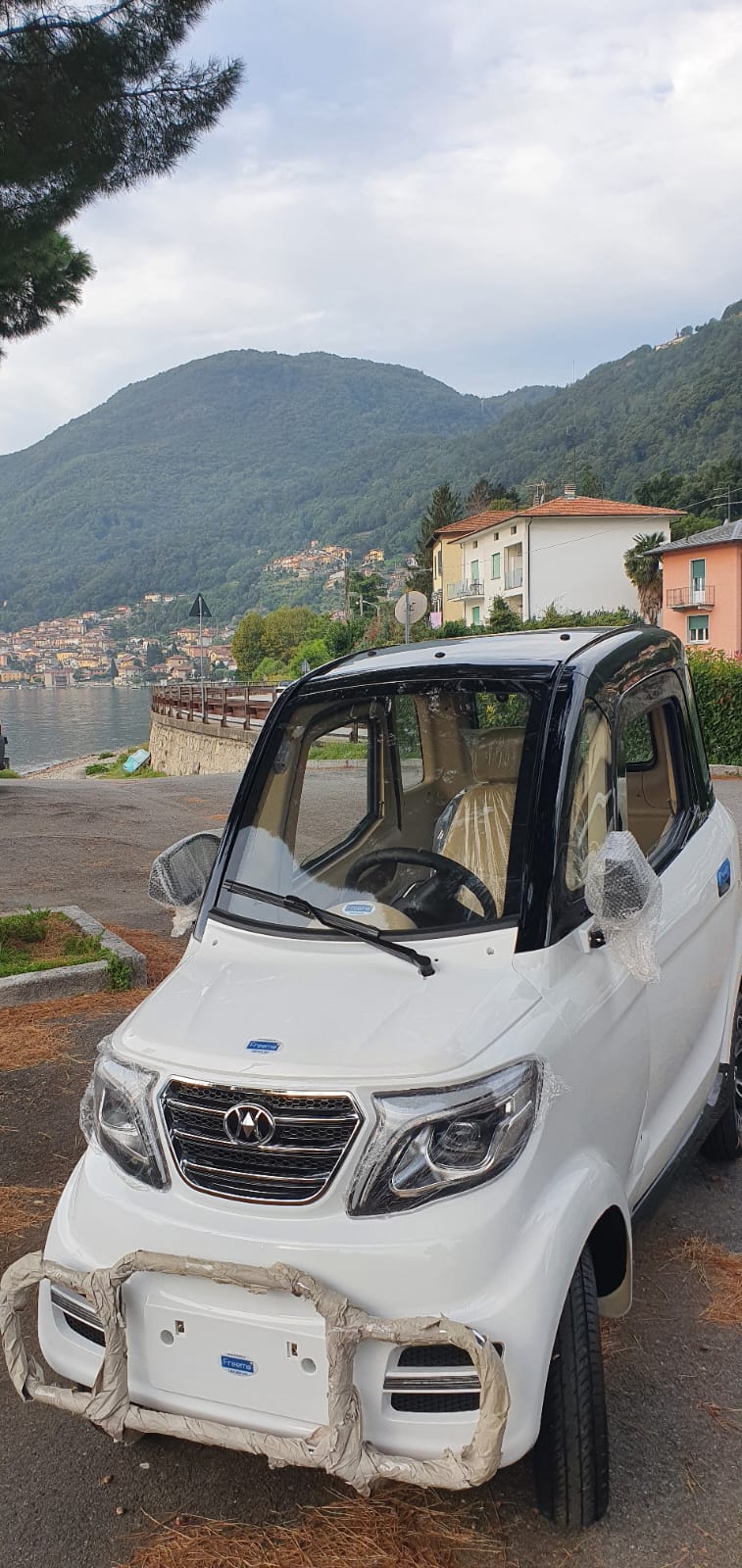 Scooter Scirocco cabinato mini car senza patente - immagine 53