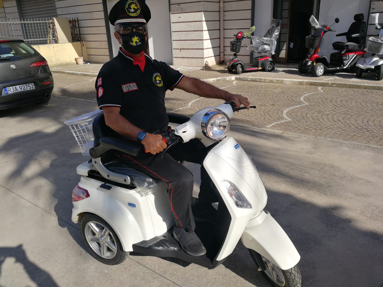 Scooter Gufo ZT15 Full Optional - immagine 14