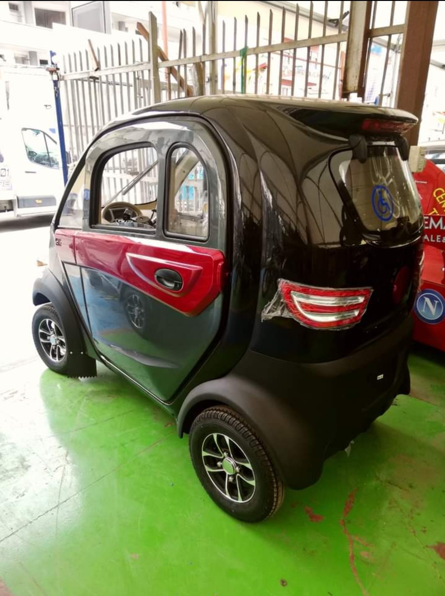 Scooter Cabinato Nuvola - immagine 6